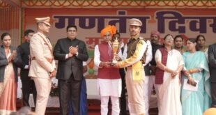 कोरबा में राष्ट्रभक्ति का भव्य उत्सव: जिला स्तरीय समारोह में राजस्व मंत्री टंक राम वर्मा ने किया ध्वजारोहण, शहीदों के परिजन सम्मानित…..